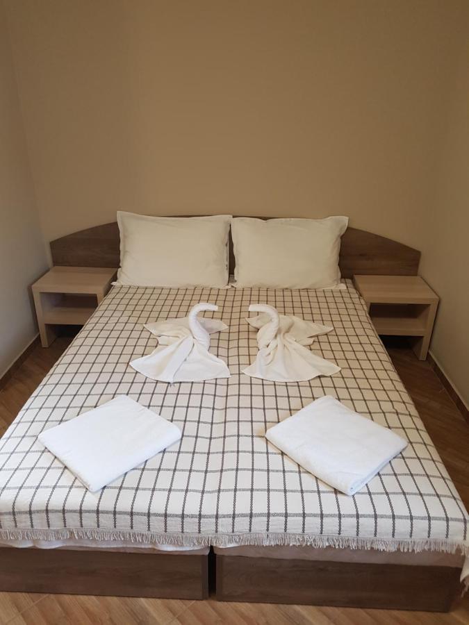 Хотелски Комплекс Саня Apriltsi  Extérieur photo