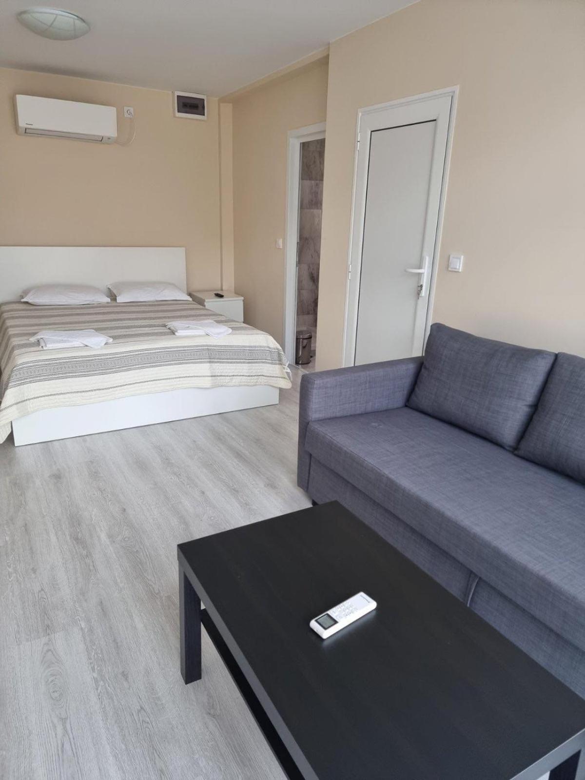 Хотелски Комплекс Саня Apriltsi  Extérieur photo