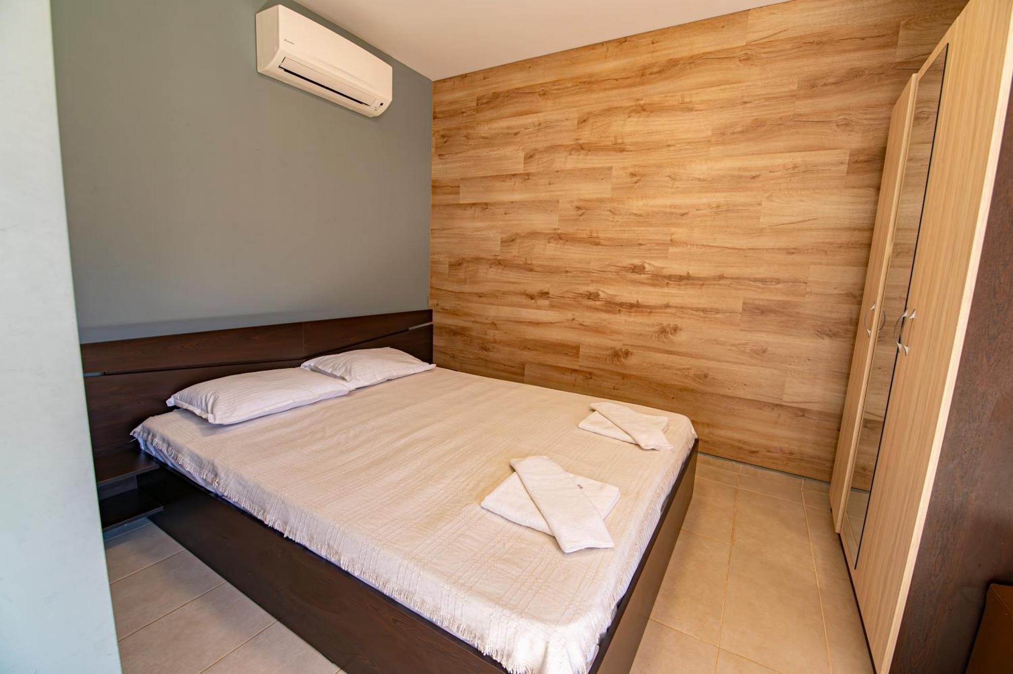 Хотелски Комплекс Саня Apriltsi  Extérieur photo